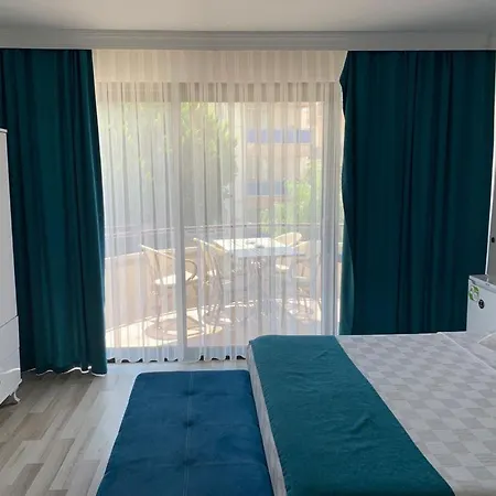 Amsterdam Boutique Bed & Breakfast Kusadasi